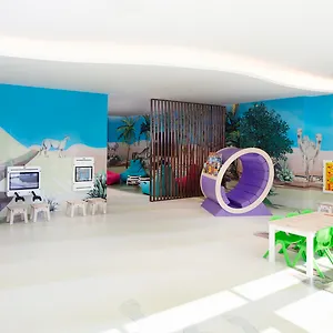 Курортный комплекс Centara Mirage ****